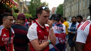Le fair-play émouvant des supporters d&rsquo;Arsenal après l&rsquo;élimination face au PSG en finale de la ligue des champions