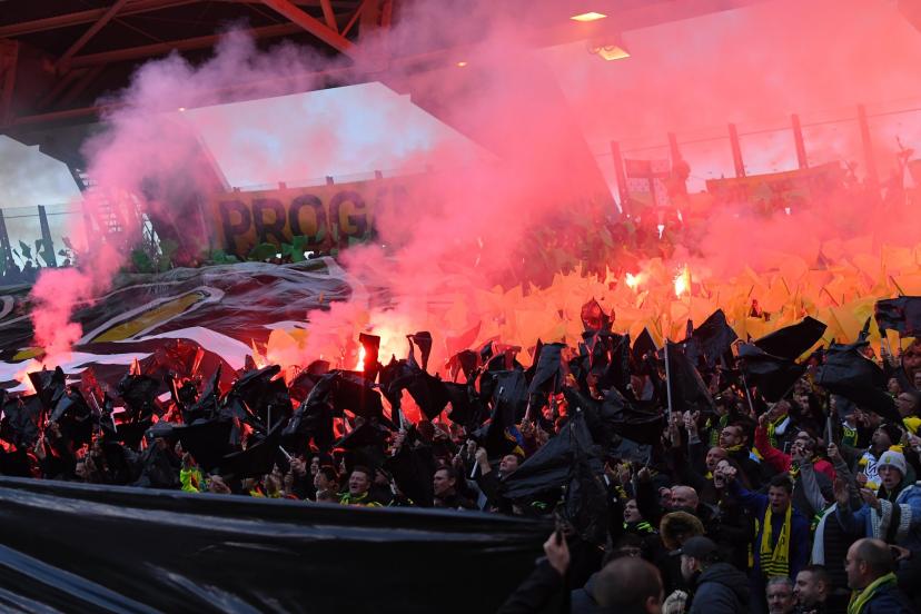 Des supporters dans la Tribune Loire en 2019