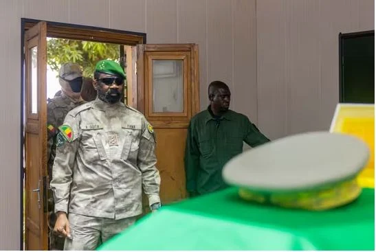 Mali : au moins 10 civils tués dans des frappes de drone de l'armée Mali : au moins 10 civils tués dans des frappes de drone de l’armée