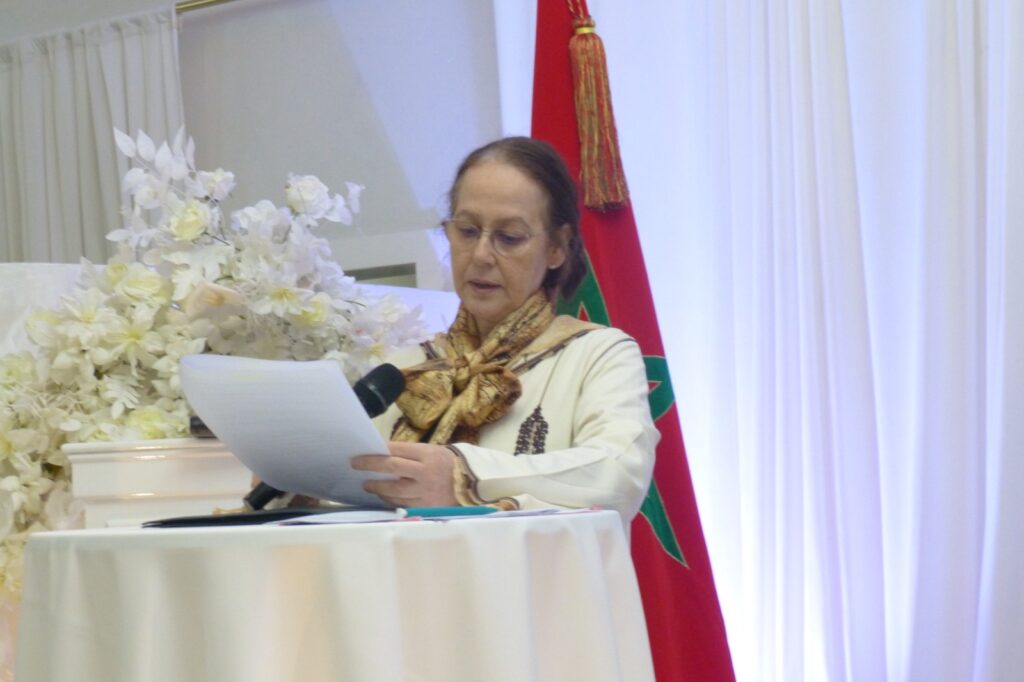 La Consule Générale du Maroc à Düsseldorf, Mme Boutaina Bouabid, lors d'une intervention