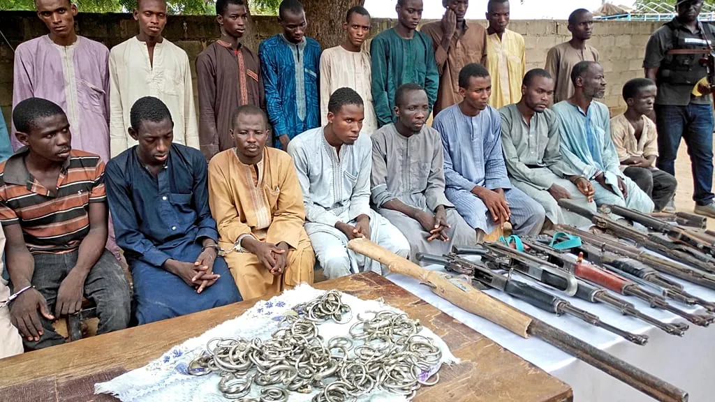 Anciens combattants de Boko Haram lors d'une cérémonie de réinsertion