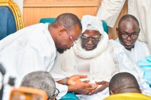 Magal 2026 : le Khalife général des Mourides appelle à la paix et à l&rsquo;unité nationale devant Ousmane Sonko
