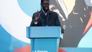 La surenchère patriotique de Bassirou Diomaye Faye au Sénégal