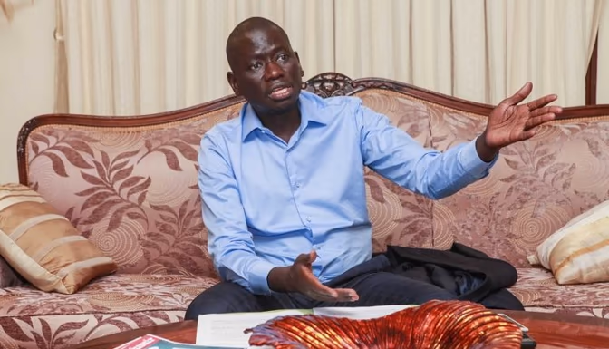 Serigne Mboup, Diomaye Faye et Sonko en réunion