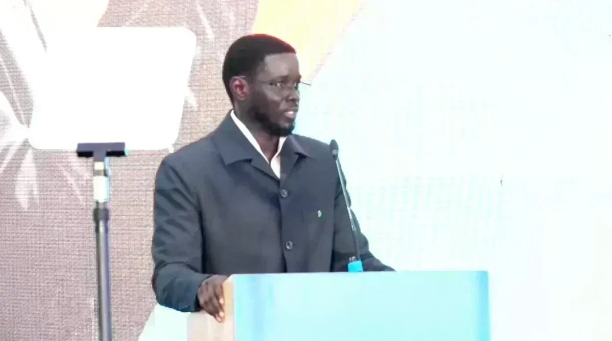 Le président Bassirou Diomaye Faye s'exprime lors de l'Assemblée générale de son nouveau parti