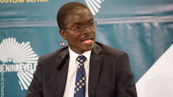 Lazare Sehouéto lors du débat sur l'État de droit au Bénin
