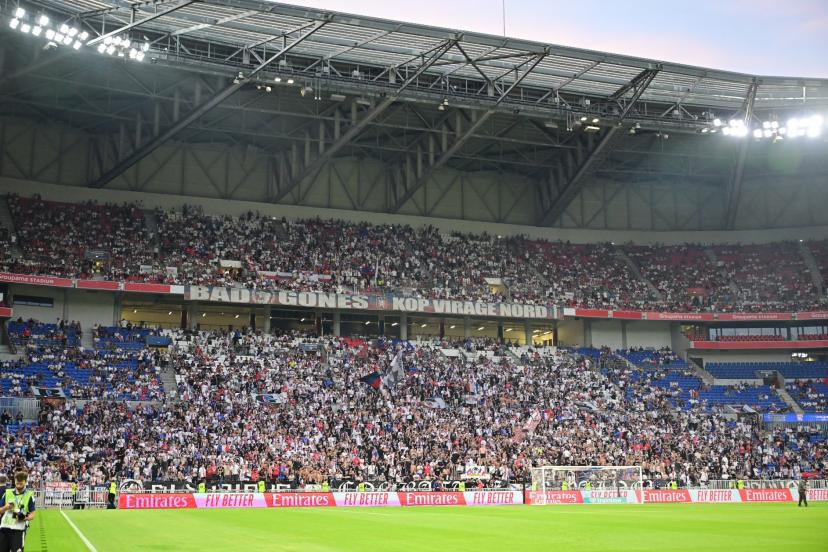 Ambiance prévue pour la réception de Fenerbahçe au Groupama Stadium